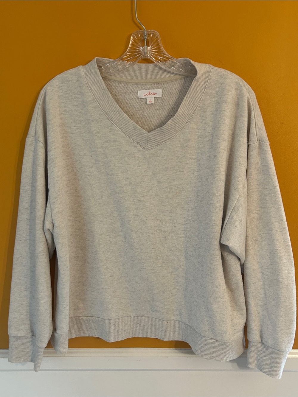 Colsie Light Gray V-Neck Pullover Sweater